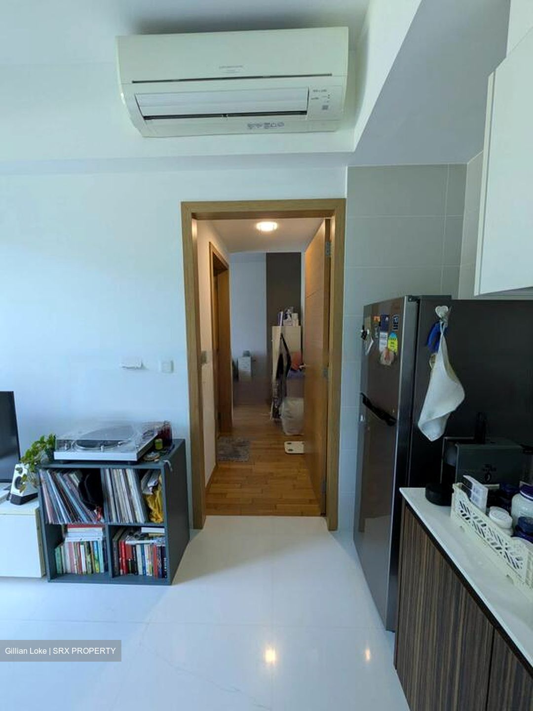 Vacanza @ East (D14), Condominium #451466531